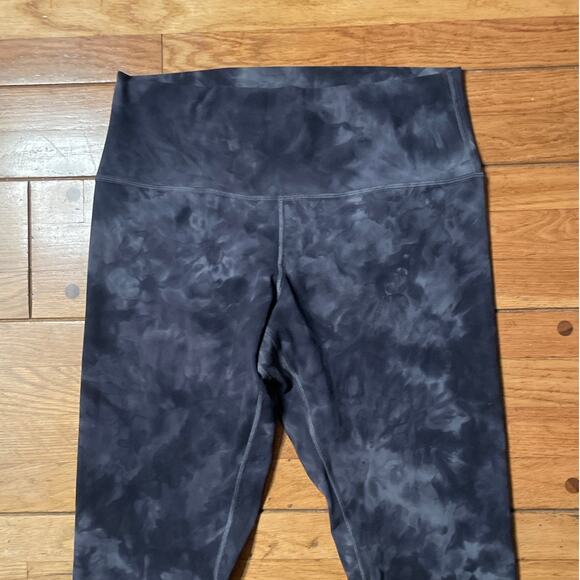 Lululemon Align Crop 21" *Diamond Dye Leggings - Picture 5 of 16